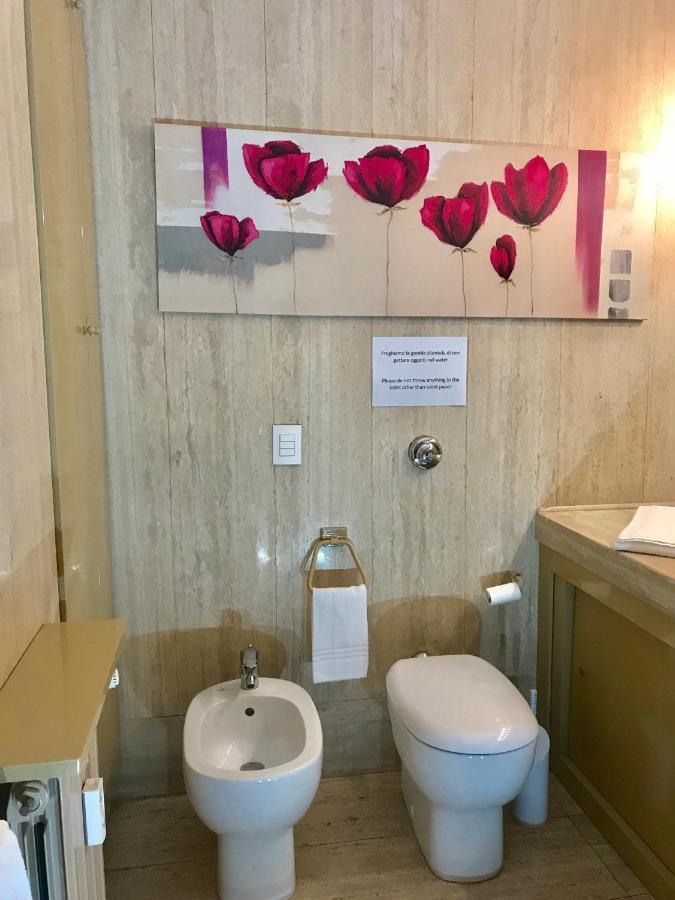 A Casa Di Sandro. Spazioso Appartamento Citycenter 파도바 외부 사진